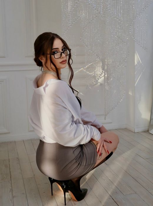 Необычные истории из жизни девушек на час: за кулисами интимного досуга